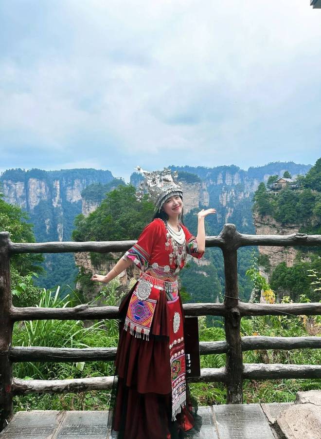 暑假带娃去张家界旅游必看！张家界5天4晚旅游亲子游攻略轻松玩转(图1)