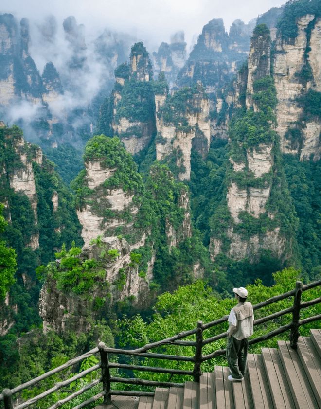 张家界旅游攻略五日游费用详解：暑假张家界亲子游五天四晚(图1)