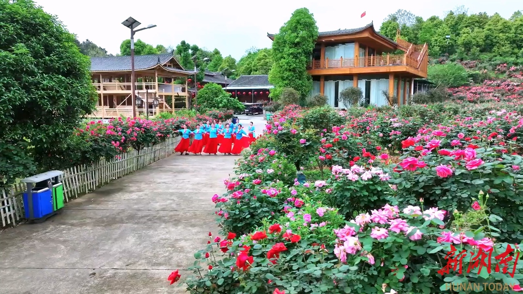 马上到崇州 “趣”遛娃