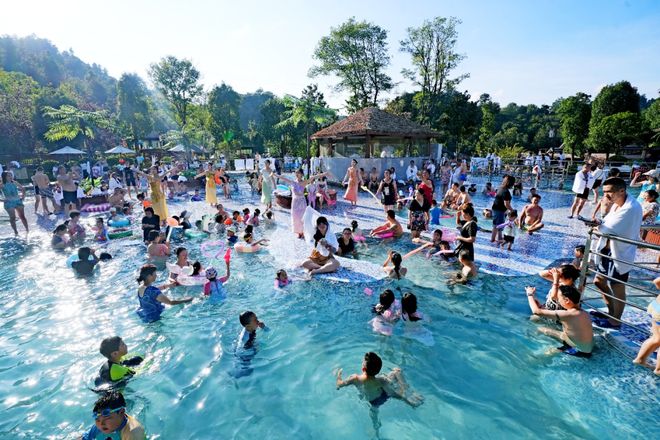 热度爆表！云岩南明花溪白云清镇修文息烽“双节”旅游成绩单亮眼(图21)